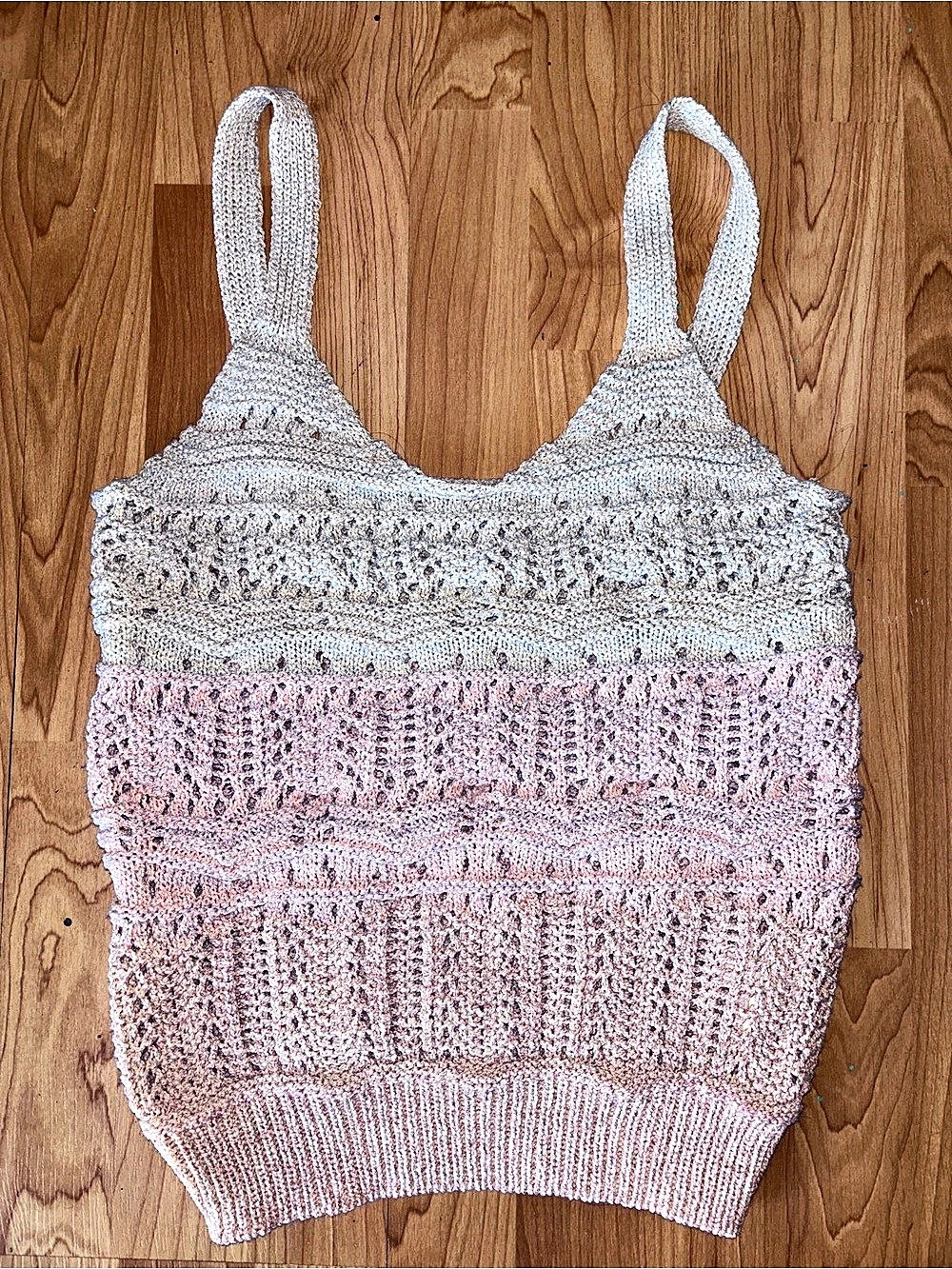 Color Block Knit Tank Top in Pink & White Like New